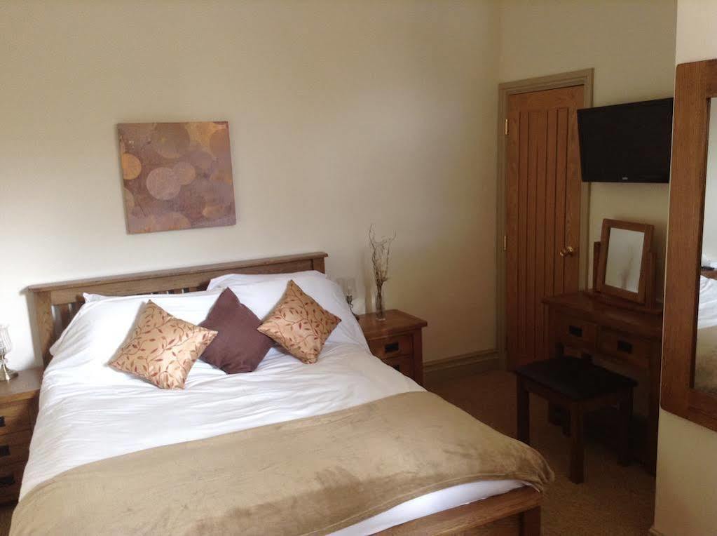 Cross Keys Inn Lydford-on-Fosse 외부 사진